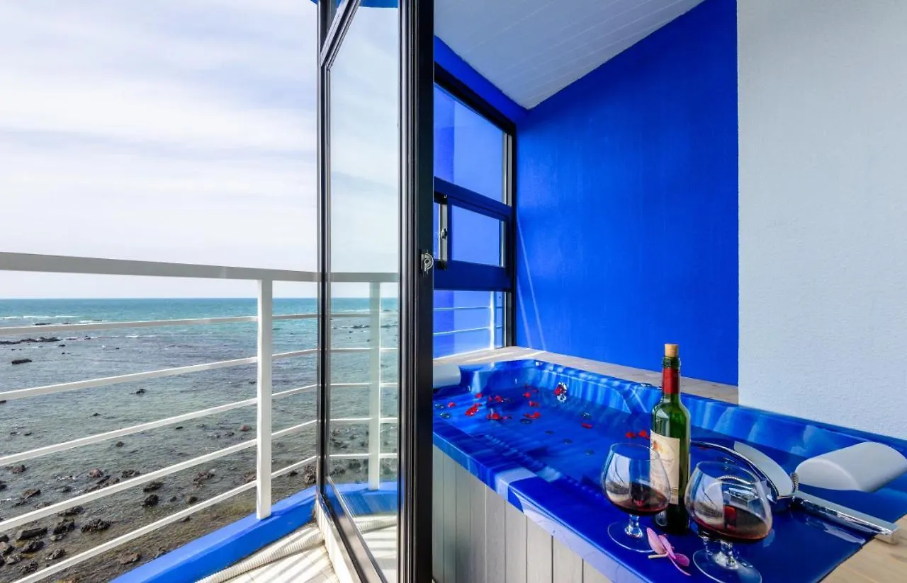 On The Sea Pension 제주 펜션