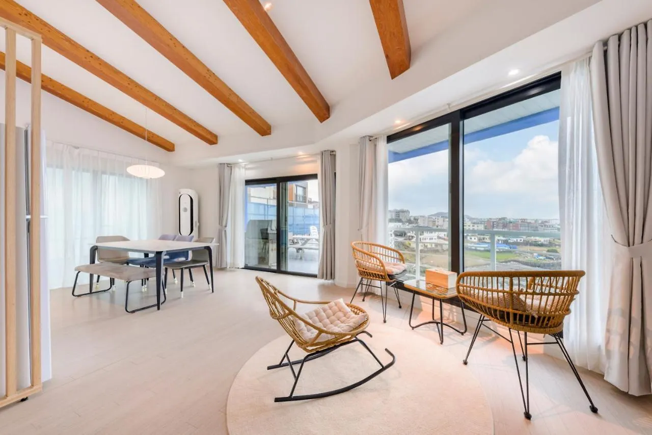 On The Sea Pension Τζέτζου 0*,  Νότια Κορέα