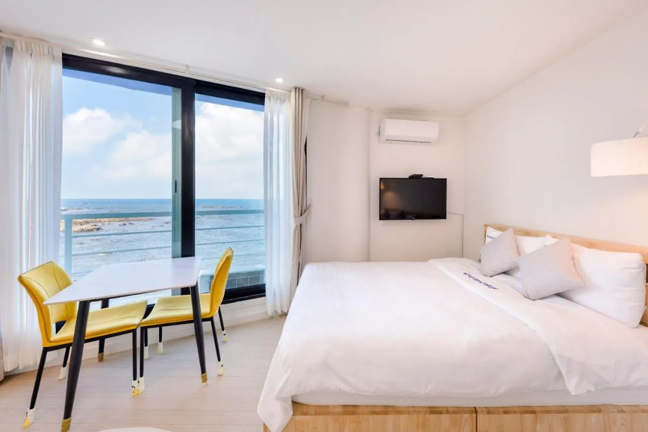 Σπίτι διακοπών On The Sea Pension Τζέτζου